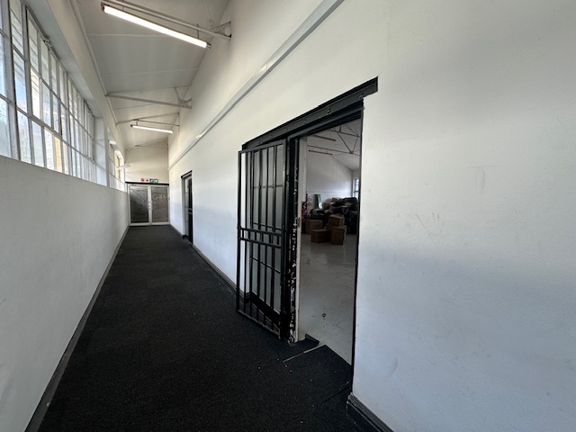 To Let commercial Property for Rent in Woodstock Western Cape